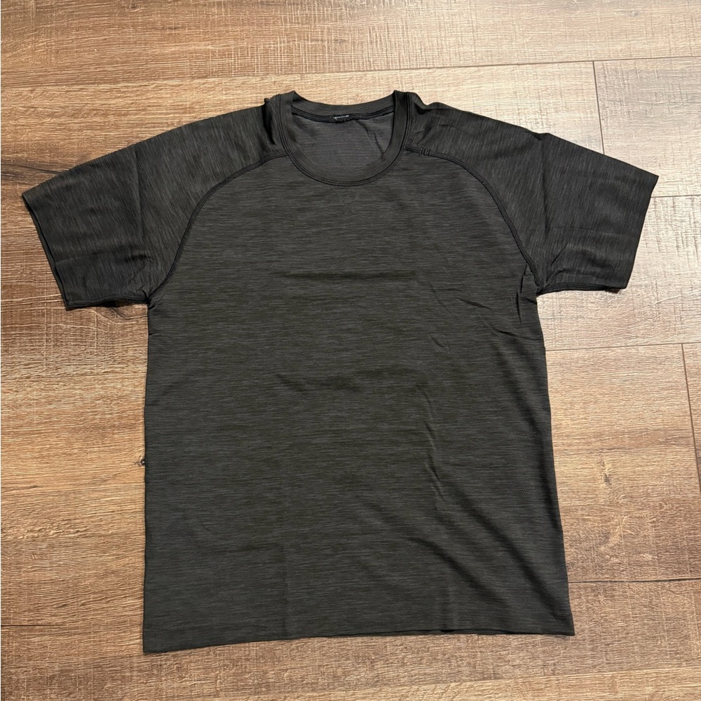 Lululemon | Metal Vent Tech SS